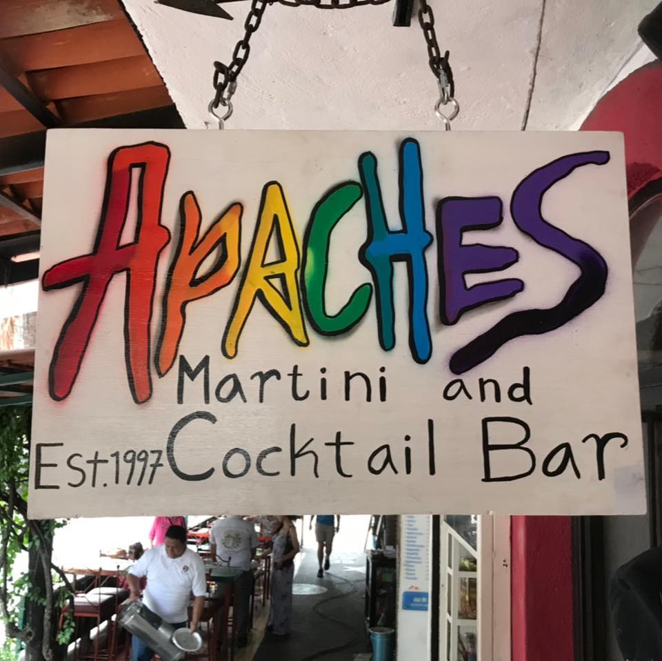 apaches martini bar