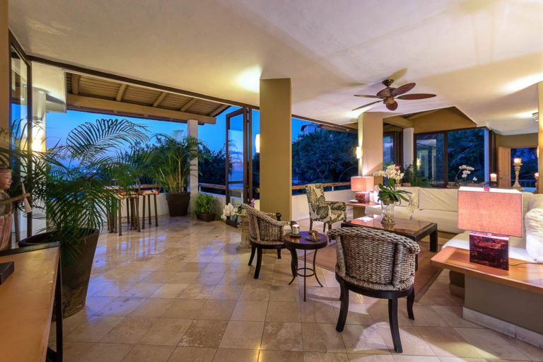 Tropicasa banner 2000px 768x512