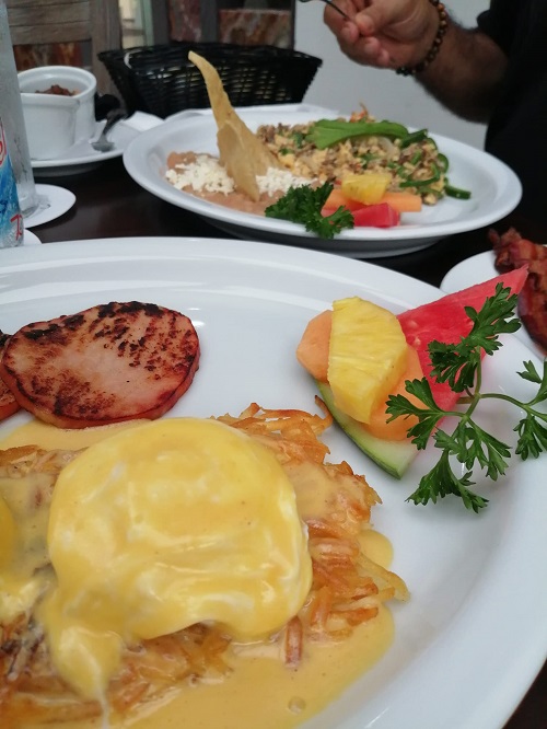 casa nicole restauramte breakfast