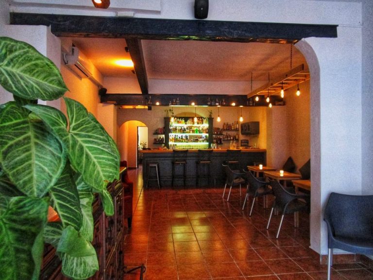 elixir mixology bar by women 768x576