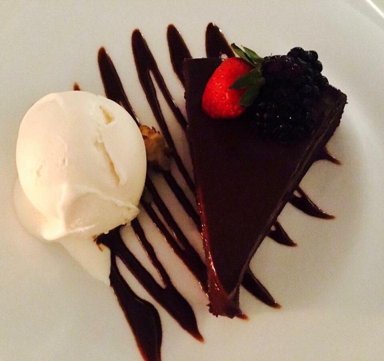 swedes bar 01 768x722