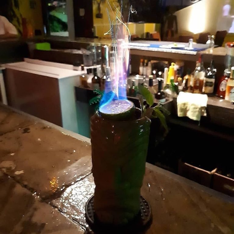 twisted palms 1 768x768