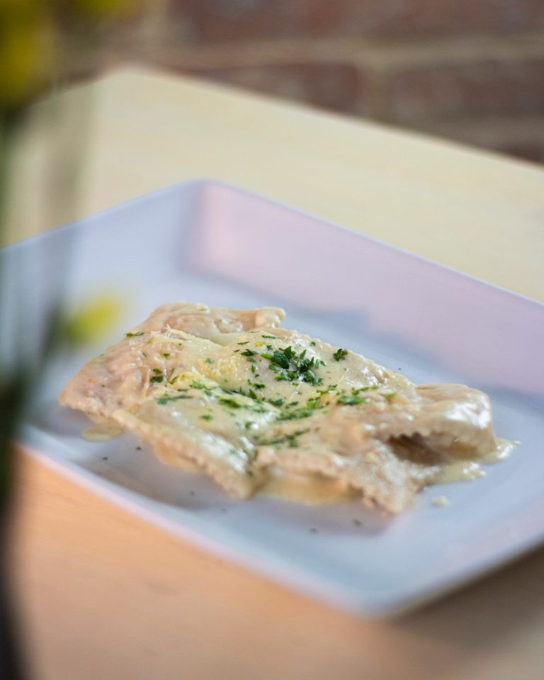 la piazzetta 4 768x960