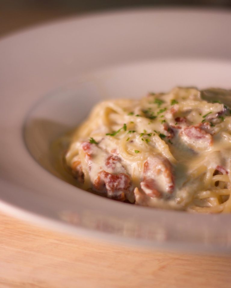 la piazzetta 7 768x960