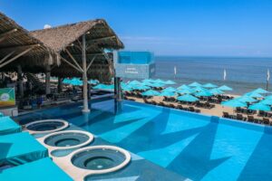 Mantamar Beach Club