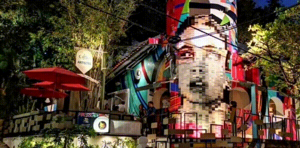 Café des Artistes celebrates diversity with special pride meal and completing diversity training.