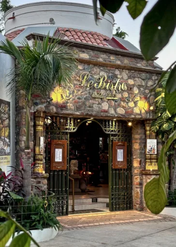 Grupo La Palapa Opens Le Bistro Cafe