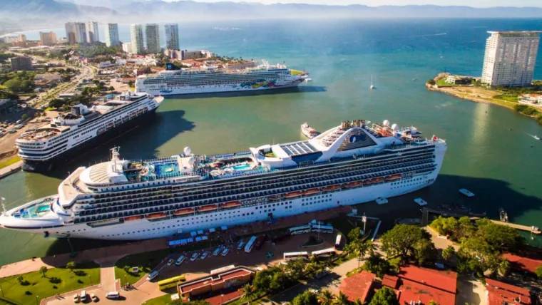 Puerto Vallarta Attends Seatrade Conference 2025
