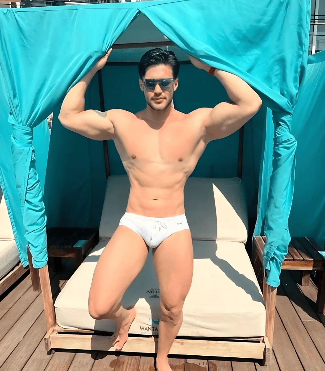 Loui Olivera model and Mr Universe 2014