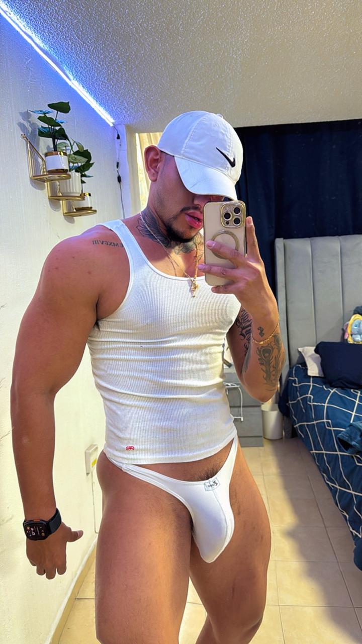 Dylan Lopez content creator