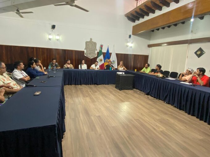 Puerto Vallarta Sexual Diversity Office Holds First Session