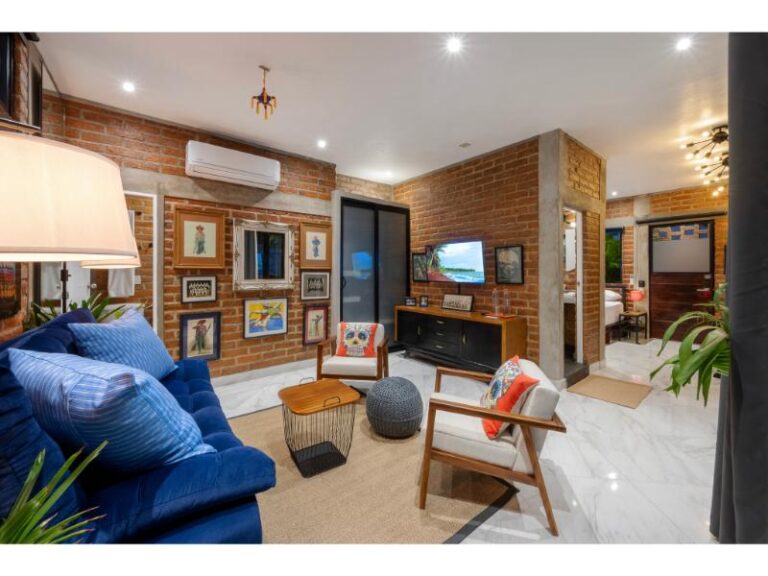 Copy of Pinata Suite 11 768x576