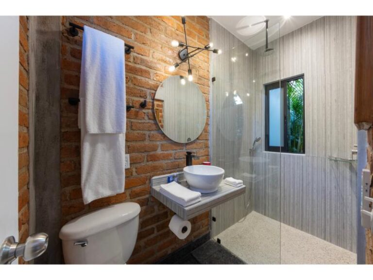 Copy of Pinata Suite 5 768x576