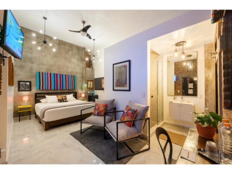 Hotel Pinata 15 768x576