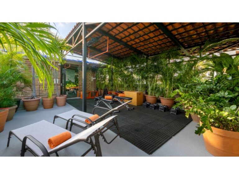 Hotel Pinata 3 768x576