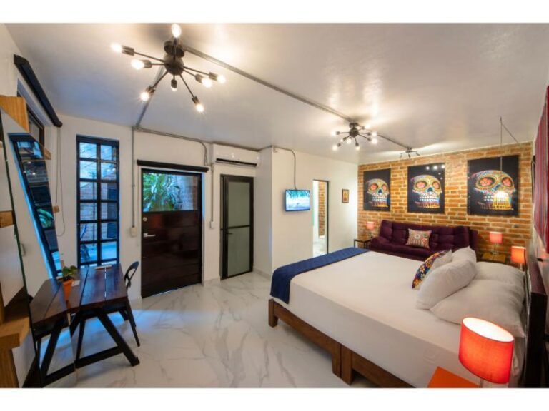 Hotel Pinata 7 768x576