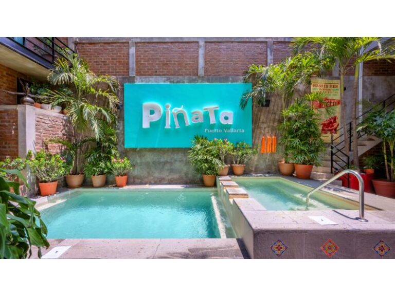 HotelPinata 1 768x576
