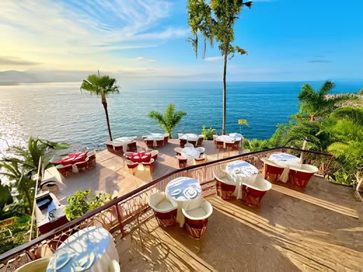Fine Dining In Puerto Vallarta For Whale Watching