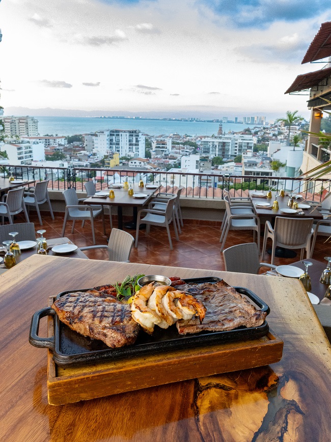 Serranos Grill PuertoVallarta 009