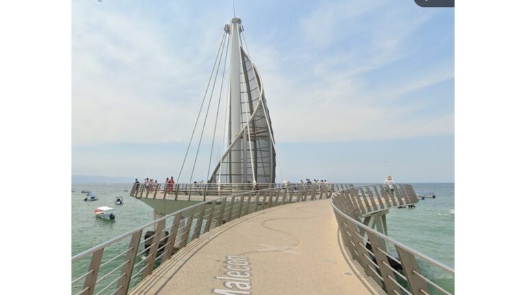 los muertos pier 1200x675 white 1 768x432